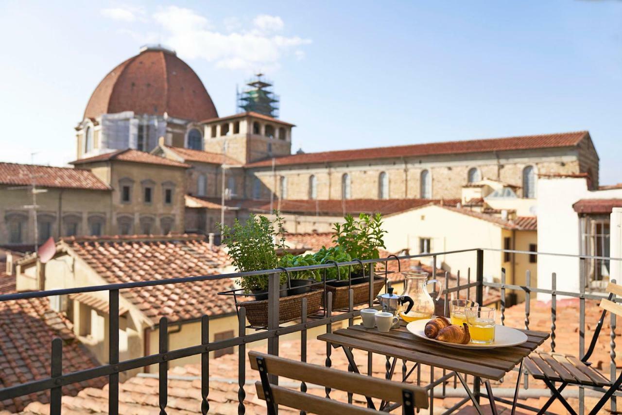 One Of A Kind Near The Duomo W/Balcony Palace Apt 佛罗伦萨 外观 照片